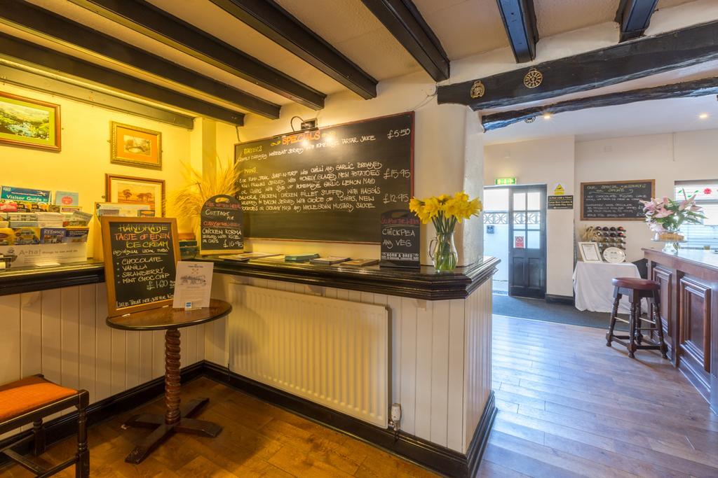 The Cross Keys Inn Tebay  Eksteriør billede